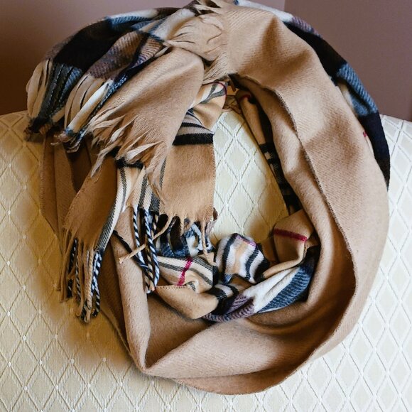 FALL COLOURS 3 scarf wrap cozy warm beige browns creams tans greys red EUC - Picture 1 of 7